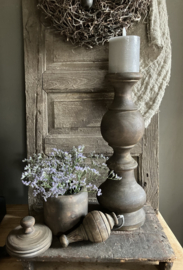 Houten toefhanger, 1