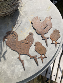 Kip, haan met 2 kuikens roest metaal