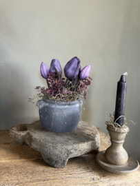 Pot met kunst tulpen