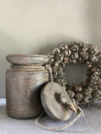 Nepalese pot met deksel