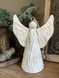 Metalen engel met klepel