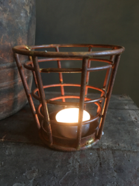 Metalen waxinehouder, roest