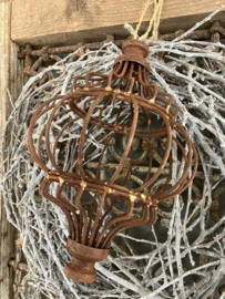 Roest metalen ornament, hanger