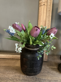 Voorjaarsboeket, aubergine