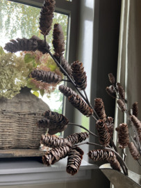 Kunsttak dennenappel, kegel 82cm.