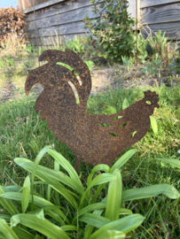 Kip, haan met 2 kuikens roest metaal