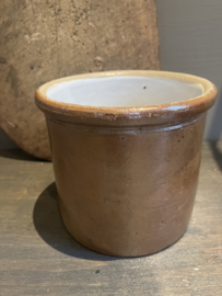 Franse pot nr15.