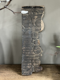 Oud houten ornament, 1