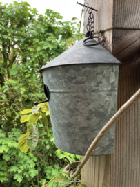 Decoratief zinken vogelhuisje, half rond