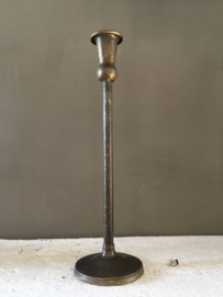 Zwaar metalen kandelaar 32cm