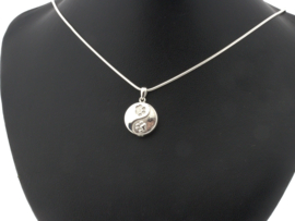 Zilver (925) As hanger Ying Yang met pootjes aan beide zijden