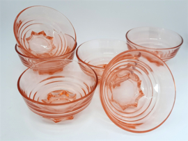 Vintage roze schaaltjes, persglas, Frankrijk