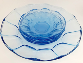 Vintage gebakstel van blauw persglas