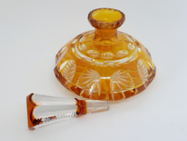 Vintage parfumfles van amberkleurig en transparant glas