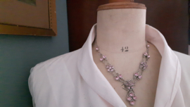 Jaren '80 zilverkleurige ketting met roze strass