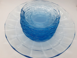 Vintage gebaksstel of gebakset van blauw persglas, 11-delig