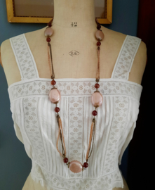 Ketting van Liz Claiborne, roze en koperkleurig