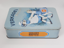 Nostalgisch blauw Verkadeblik met spelende kinderen