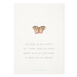 Luxe ansichtkaart Vlinder 'Ik denk aan je'