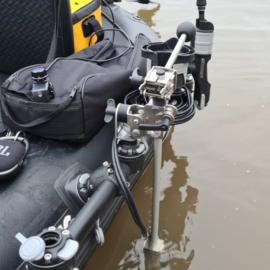KED Bellyboat transducerstang fasten