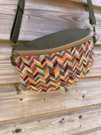fannypack zigzag