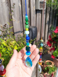 Suncatcher met blauw koord, zeester en klavertje vier