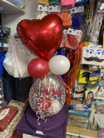 Deco valentijn in de onderste ballon kan je zelf een kado doen