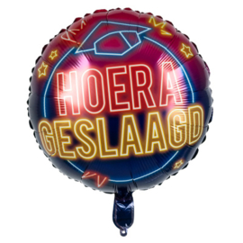 Folie ballon  Hoera Geslaagd gevuld met helium kan alleen in Berkel en Rodenrijs , Bergschenhoek Bleiswijk of Pijnacker geleverd worden of bij de winkel opgehaald worden