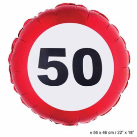 Verkeer Folieballon HBD verkeer '50'. Deze folieballon heeft een grootte van 45cm en kan zowel met lucht als met helium worden gevuld. Wanneer de ballon gevuld wordt met helium, blijft hij zweven.wordt geleverd met helium in de winkel af te halen