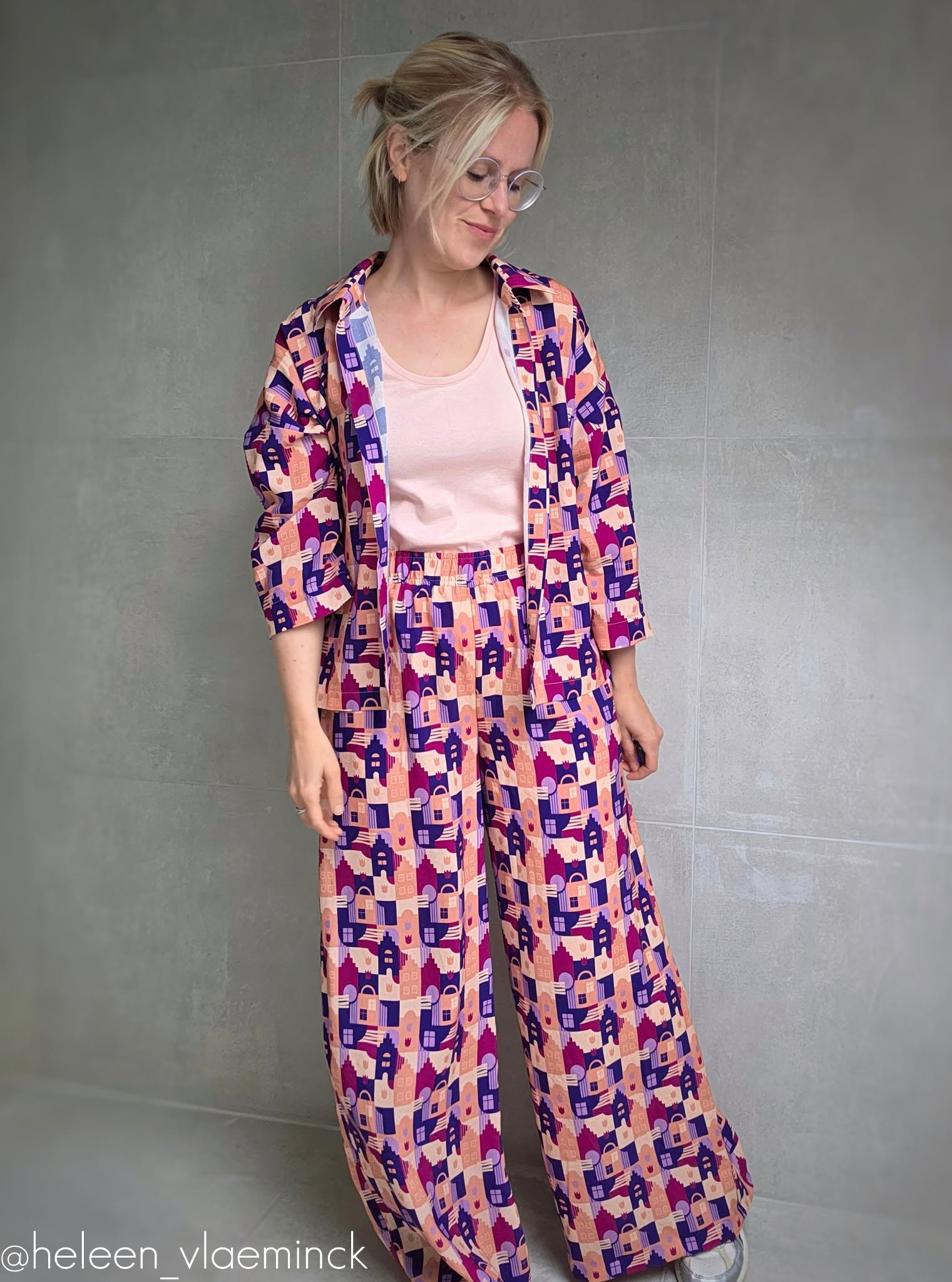 Kiki broek en blouse voor dames & tieners – papieren naaipatroon