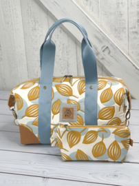 Dots & Leaves by Emjo- canvas