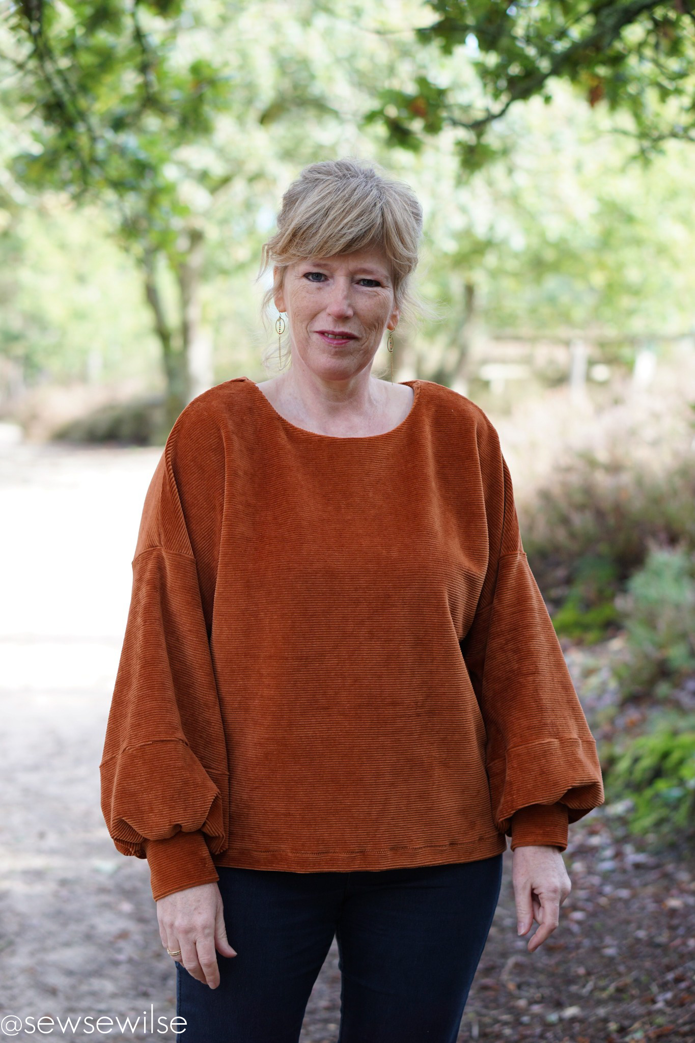 Laure top en sweater voor dames & tieners – papieren naaipatroon