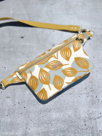 Dots & Leaves by Emjo- canvas