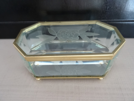 Glazen doosje - vintage - sieradendoosje - VERKOCHT