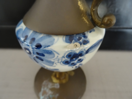 Oud kannetje - messing of koper met Delfts blauw - VERKOCHT