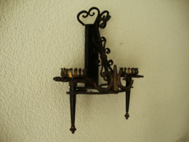 Oude kandelaar - wandkandelaar