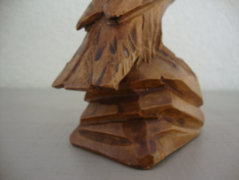 Beeldje houten roofvogel - VERKOCHT