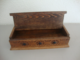 Houten kistje wandkistje - VERKOCHT