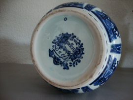 Vaas blauw wit Delfts - Royal Sphinx Boch - VERKOCHT