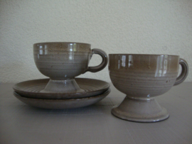 Kop en schotels - vintage - keramiek - VERKOCHT