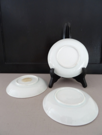 Drie porseleinen Imari schoteltjes - Japan - VERKOCHT