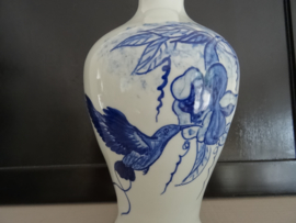 Vaas - Delfts blauw - vogel - handpainted - VERKOCHT