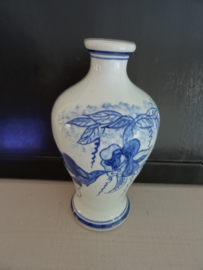 Vaas - Delfts blauw - vogel - handpainted - VERKOCHT