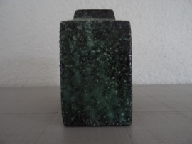 Vintage vaasje groen - VERKOCHT