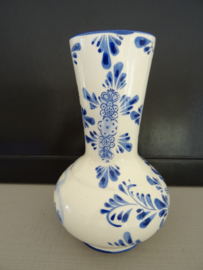 Vaasje - Delfts blauw - handpainted - VERKOCHT