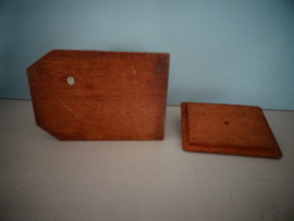 Oud houten doosje