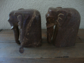 Marmeren olifanten - boekensteunen - VERKOCHT