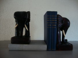 Vintage boekensteunen olifant - hout - VERKOCHT