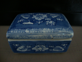 Chinees opbergdoosje - Blauw/wit - VERKOCHT