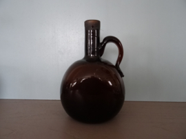 Oude glazen kruik / fles - VERKOCHT